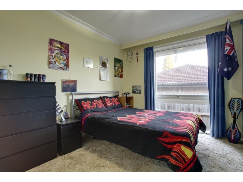 25 King Parade, Knoxfield VIC 3180