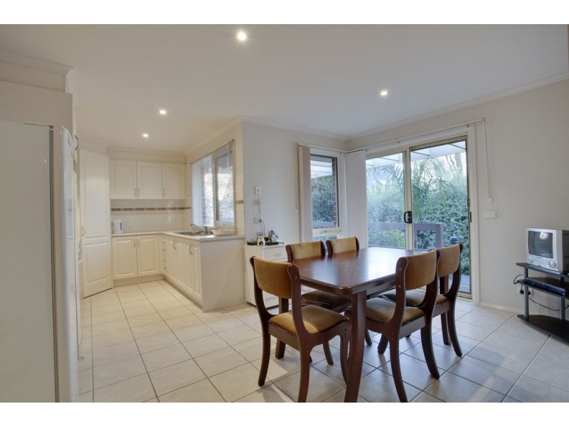 1/13 View Road, Bayswater VIC 3153