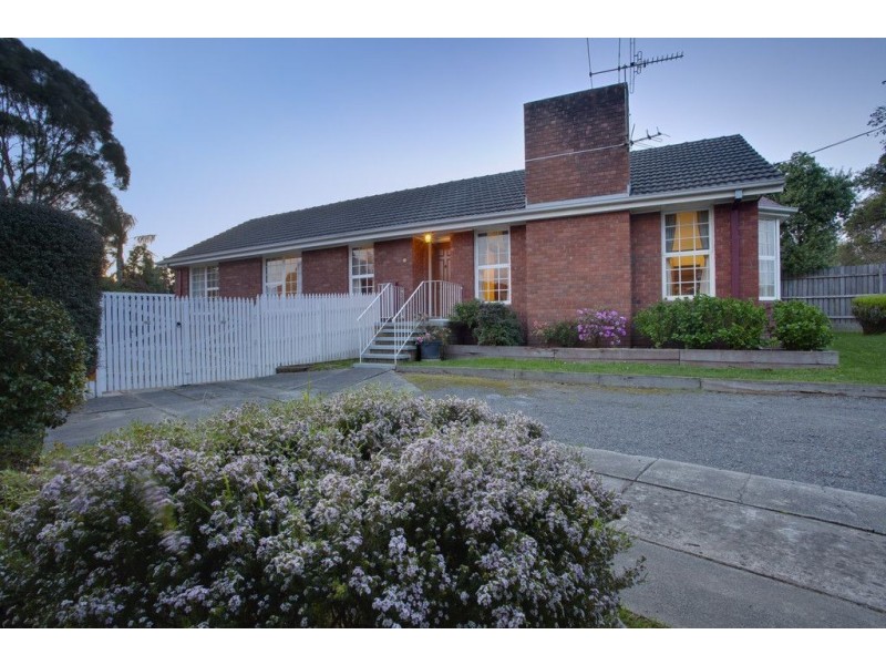 318 Colchester Road, Bayswater North VIC 3153