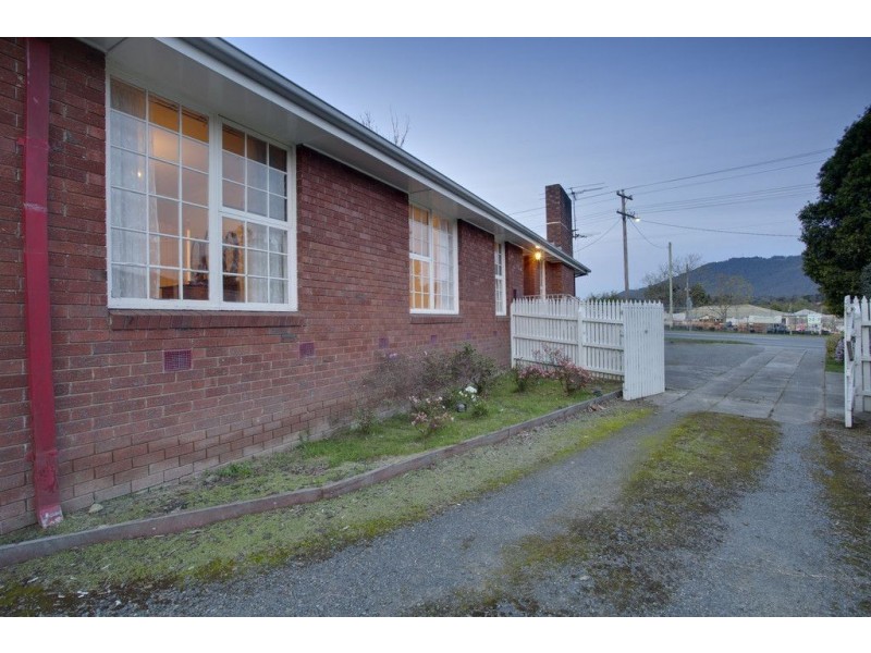 318 Colchester Road, Bayswater North VIC 3153