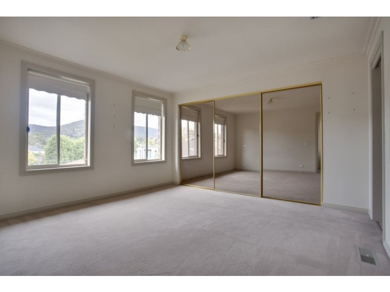 2/18 Rosella Avenue, Boronia VIC 3155