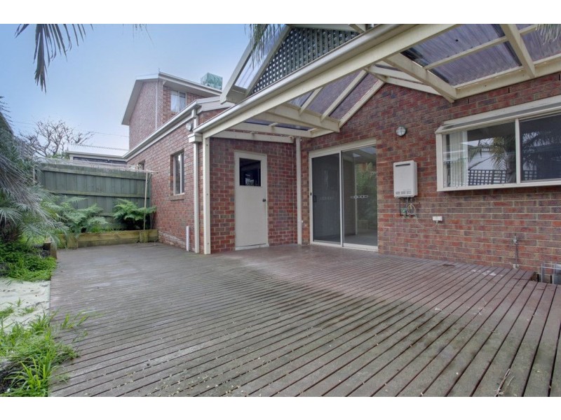 2/18 Rosella Avenue, Boronia VIC 3155