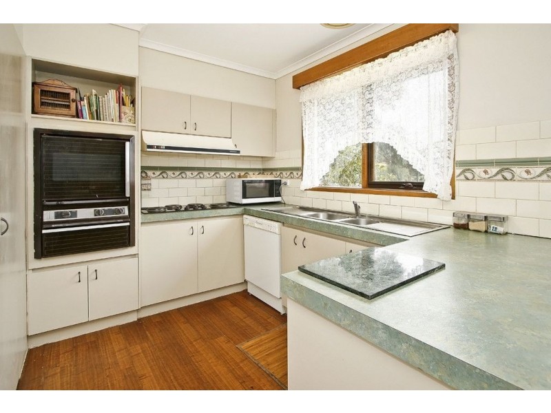 20 Westwood Drive, Bayswater North VIC 3153