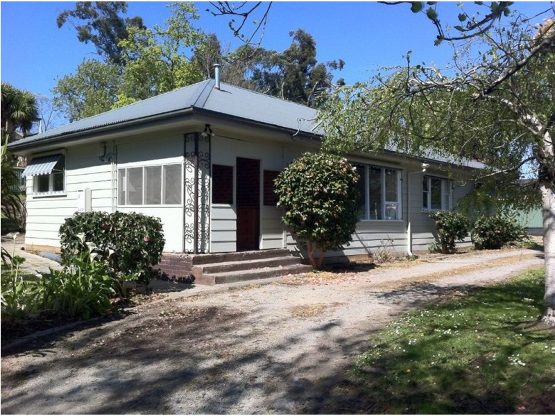 33 Willow Road, Upper Ferntree Gully VIC 3156