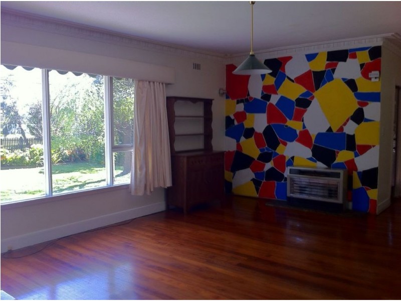 33 Willow Road, Upper Ferntree Gully VIC 3156