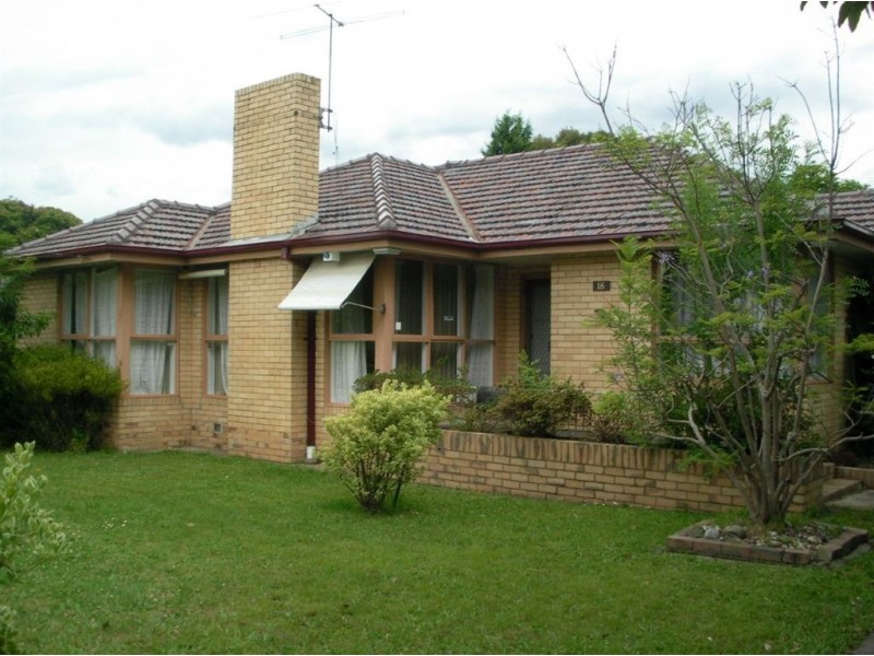 18 Cherrytree Rise, Knoxfield VIC 3180