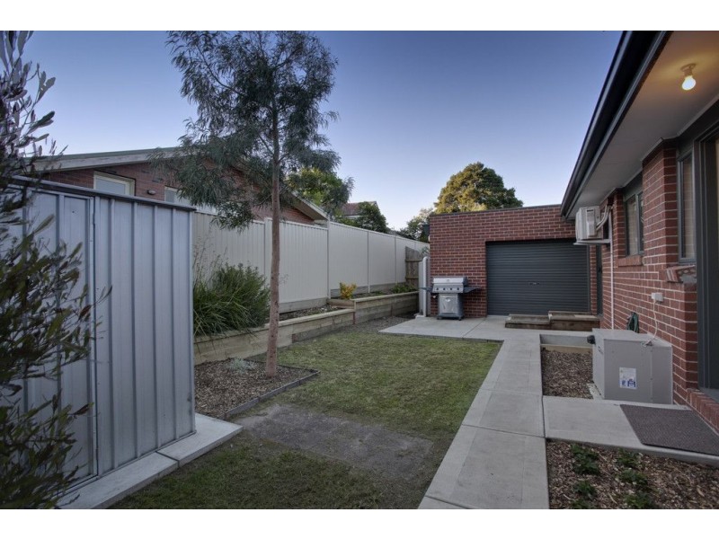 2/26 Flower Street, Ferntree Gully VIC 3156