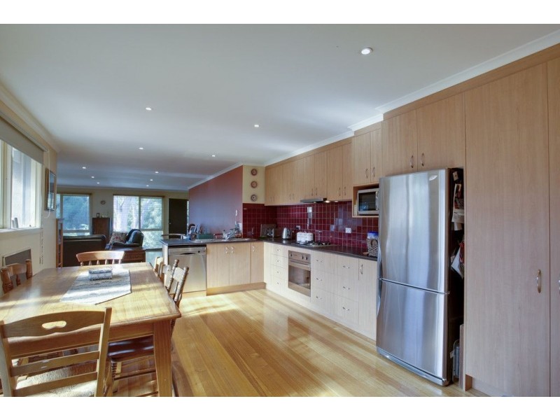 17 Vandeven Court, Ferntree Gully VIC 3156