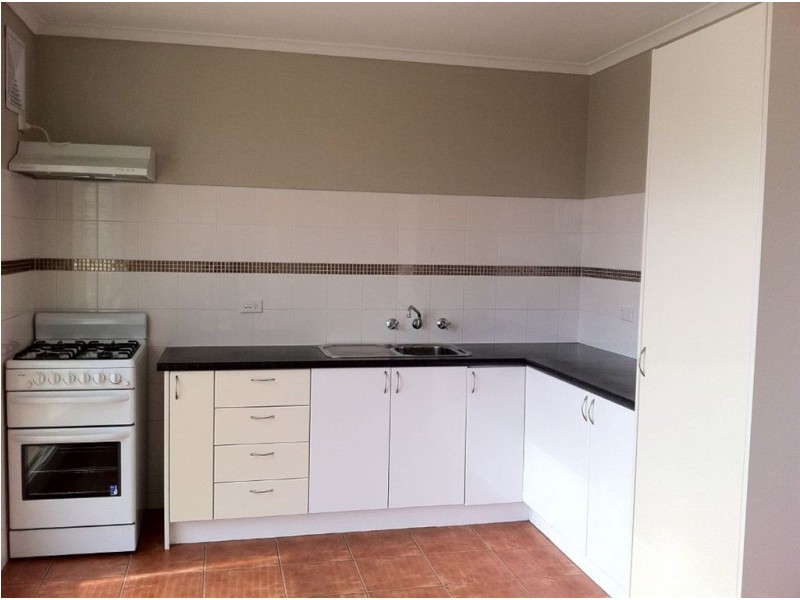 31 Hodgins Crescent, Frankston North VIC 3200