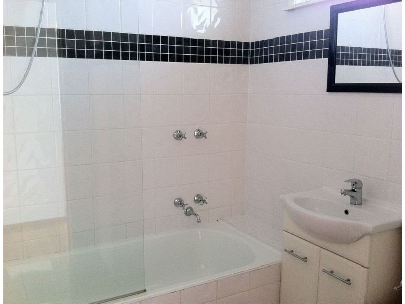 31 Hodgins Crescent, Frankston North VIC 3200