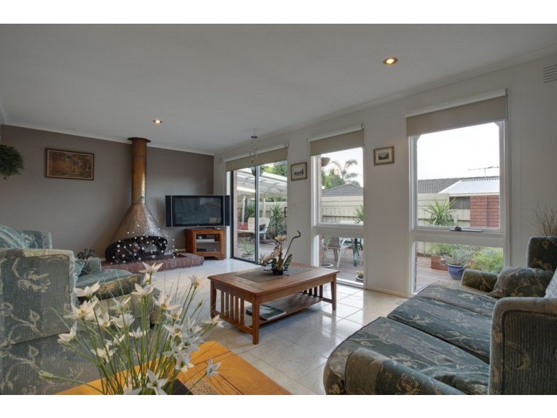 94 Rachelle Drive, Wantirna VIC 3152