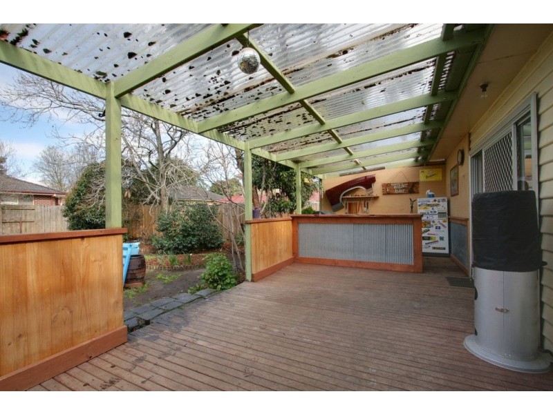 22 Neal Street, Bayswater VIC 3153