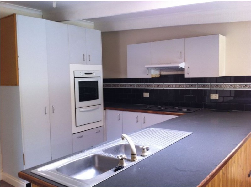 18 Woodvale Road, Boronia VIC 3155