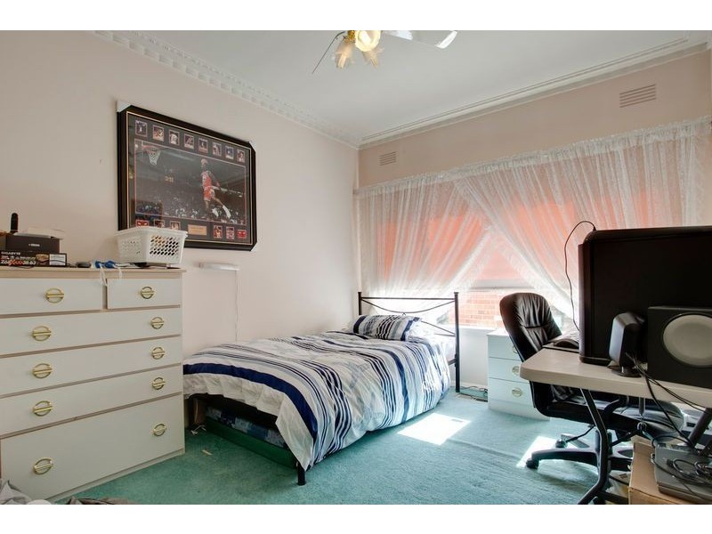 2 Dorian Avenue, Ferntree Gully VIC 3156