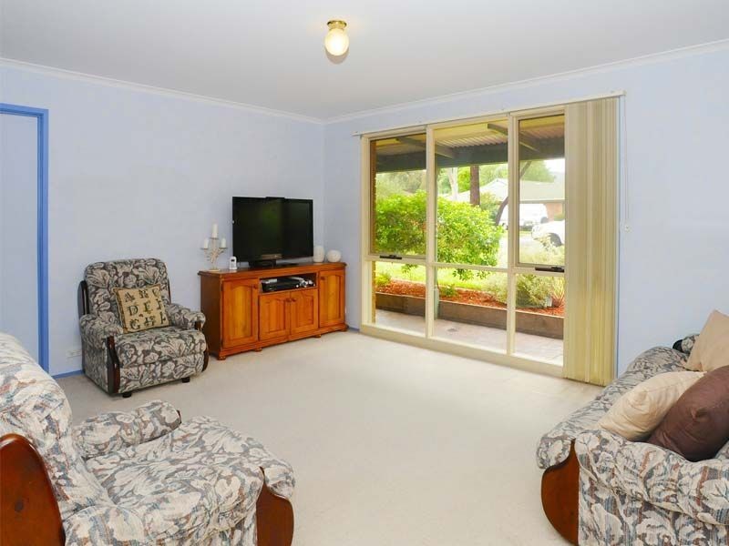 49 Watermoor Avenue, Kilsyth South VIC 3137