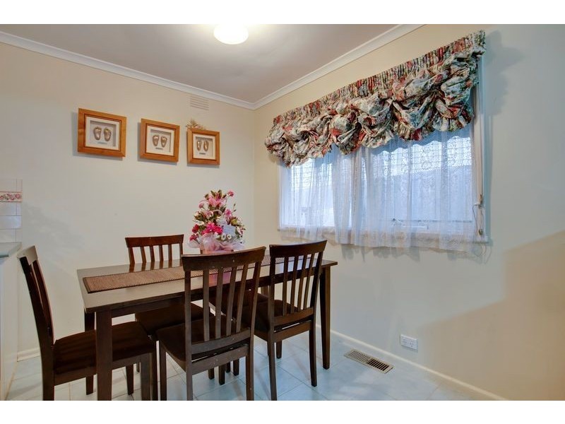 12 Weyburn Road, Boronia VIC 3155