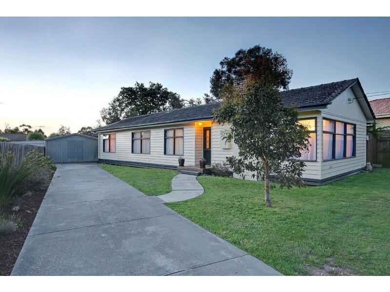 28 Aubrey Grove, Boronia VIC 3155