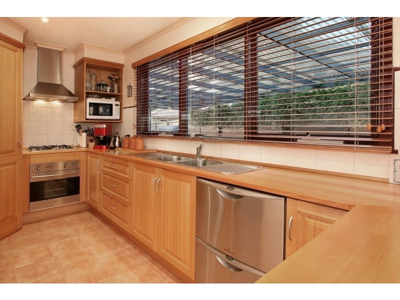 28 Aubrey Grove, Boronia VIC 3155