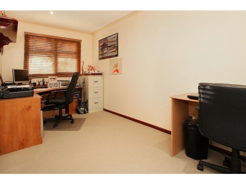 28 Aubrey Grove, Boronia VIC 3155