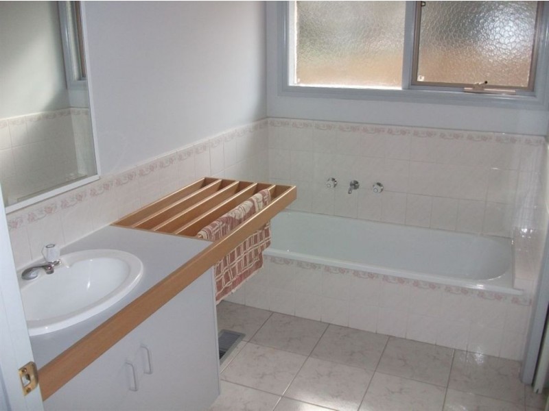 1A Clematis Avenue, Ferntree Gully VIC 3156