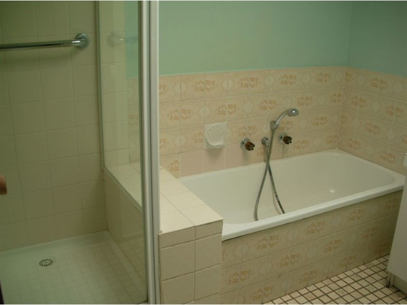 4/16-18 Hamilton Road, Bayswater North VIC 3153