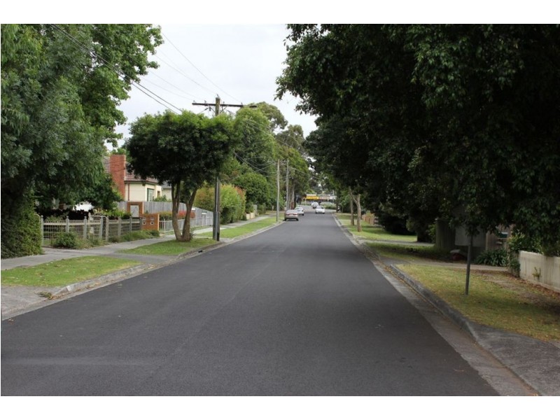 2/13 Cypress Avenue, Boronia VIC 3155