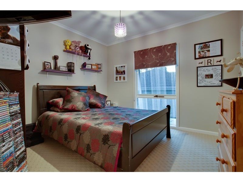 15 Hilda Avenue, Boronia VIC 3155