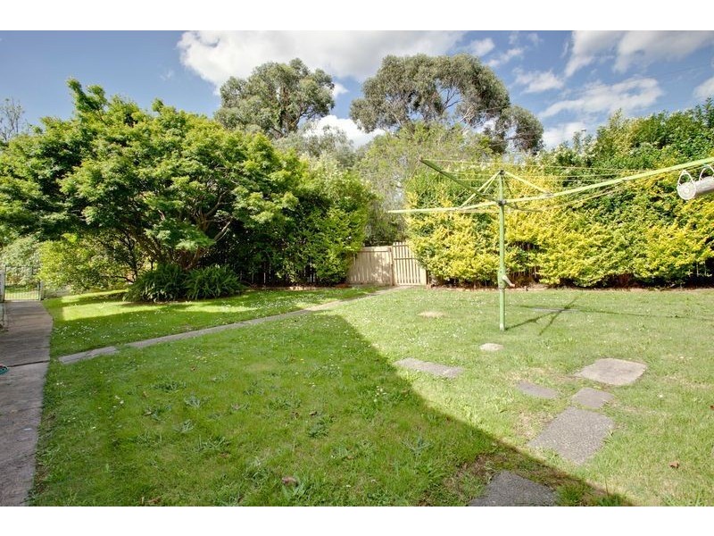 2 Dorian Avenue, Ferntree Gully VIC 3156
