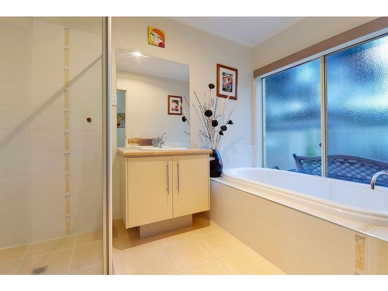 2A Talaskia Road, Upper Ferntree Gully VIC 3156