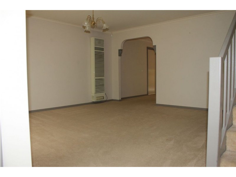 2B Brown Street, Boronia VIC 3155