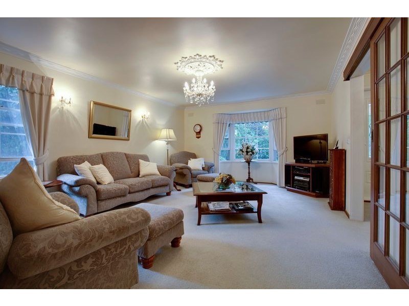 12 Vaughan Road, Ferntree Gully VIC 3156