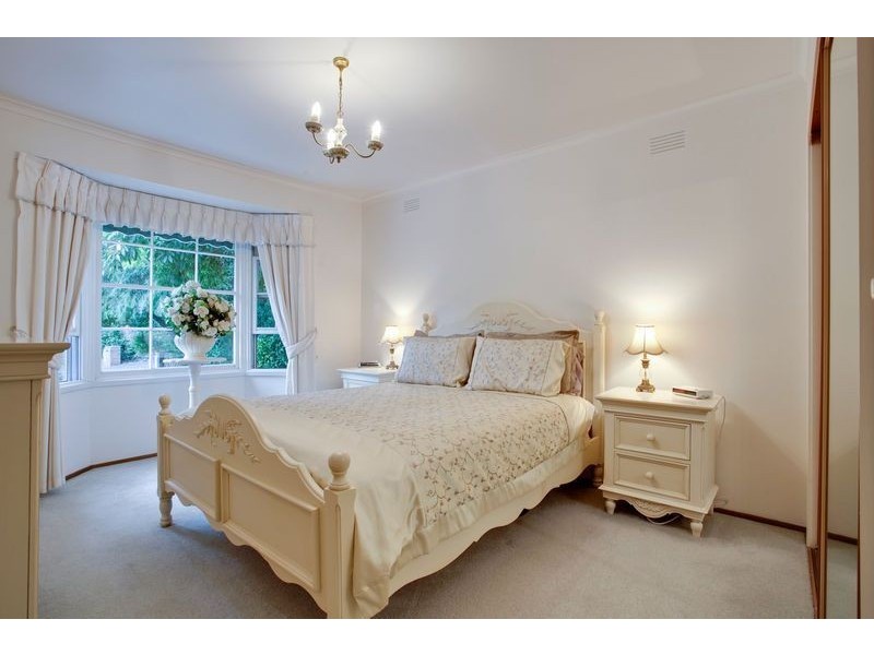 12 Vaughan Road, Ferntree Gully VIC 3156