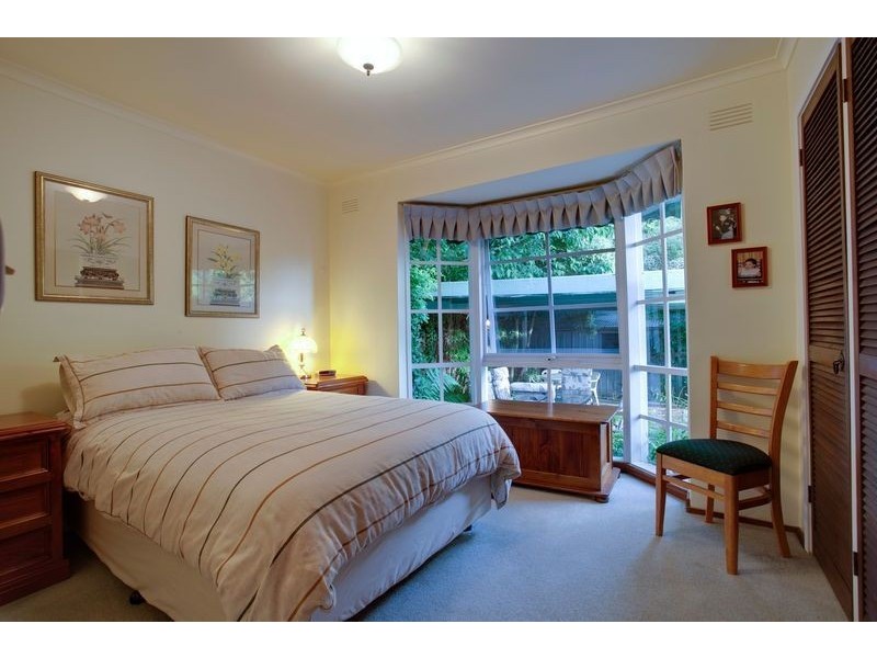 12 Vaughan Road, Ferntree Gully VIC 3156