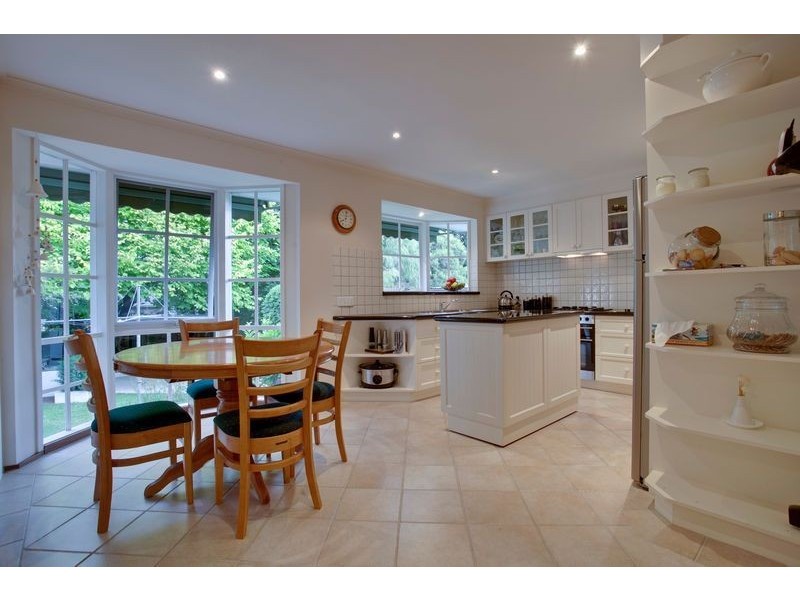 12 Vaughan Road, Ferntree Gully VIC 3156