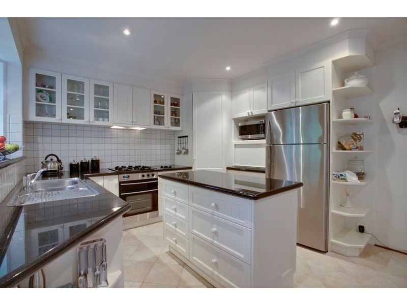 12 Vaughan Road, Ferntree Gully VIC 3156