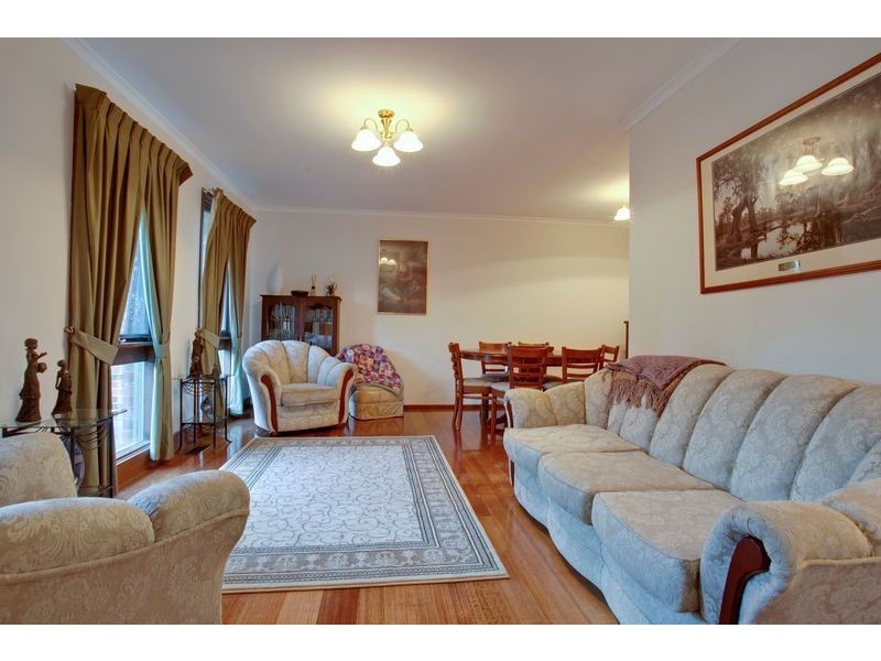 30 Michele Drive, Scoresby VIC 3179