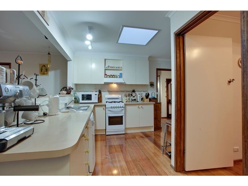 30 Michele Drive, Scoresby VIC 3179