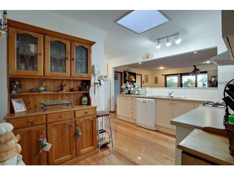 30 Michele Drive, Scoresby VIC 3179