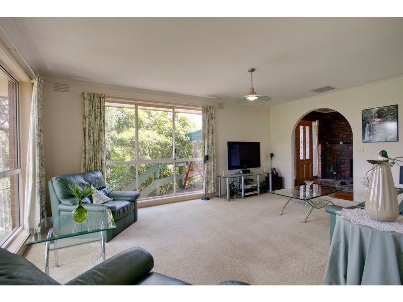 15 Wells Avenue, Boronia VIC 3155