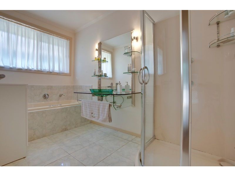 15 Wells Avenue, Boronia VIC 3155