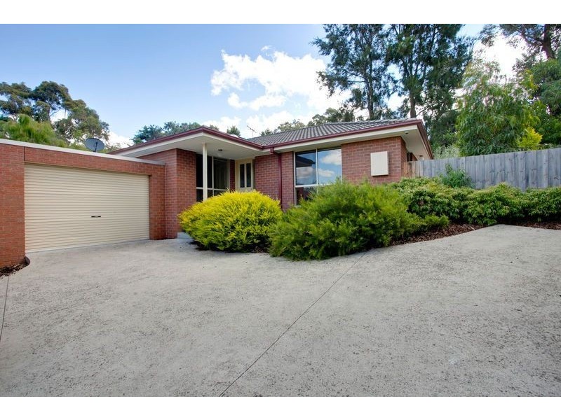 2/12 Pope Avenue, Boronia VIC 3155