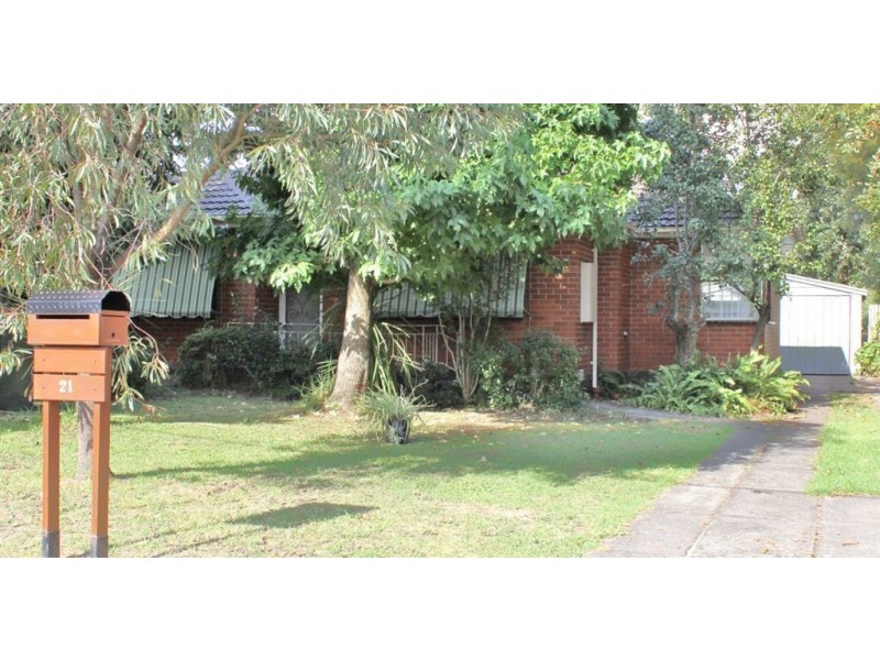 21 Aubrey Grove, Boronia VIC 3155