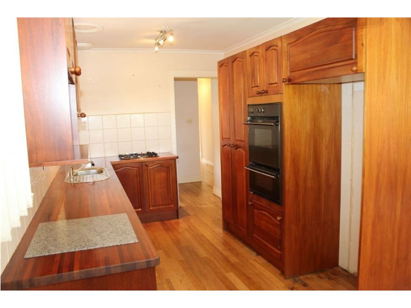 7 Monaro Close, Wantirna South VIC 3152