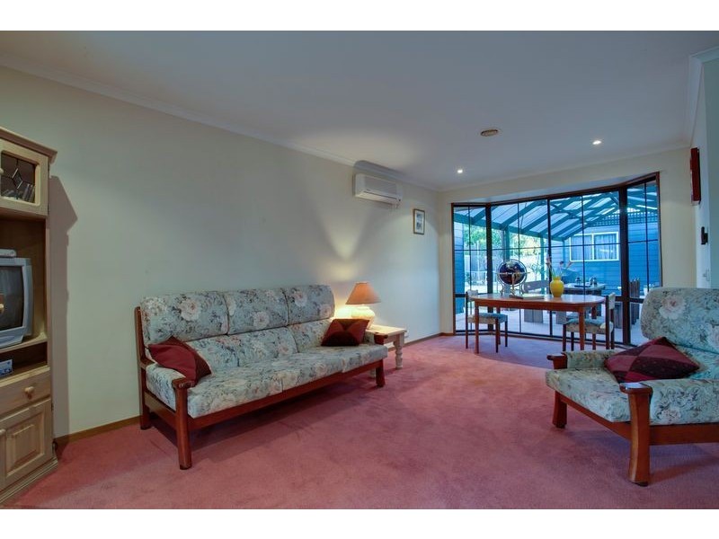 8 McGivern Court, Bayswater North VIC 3153