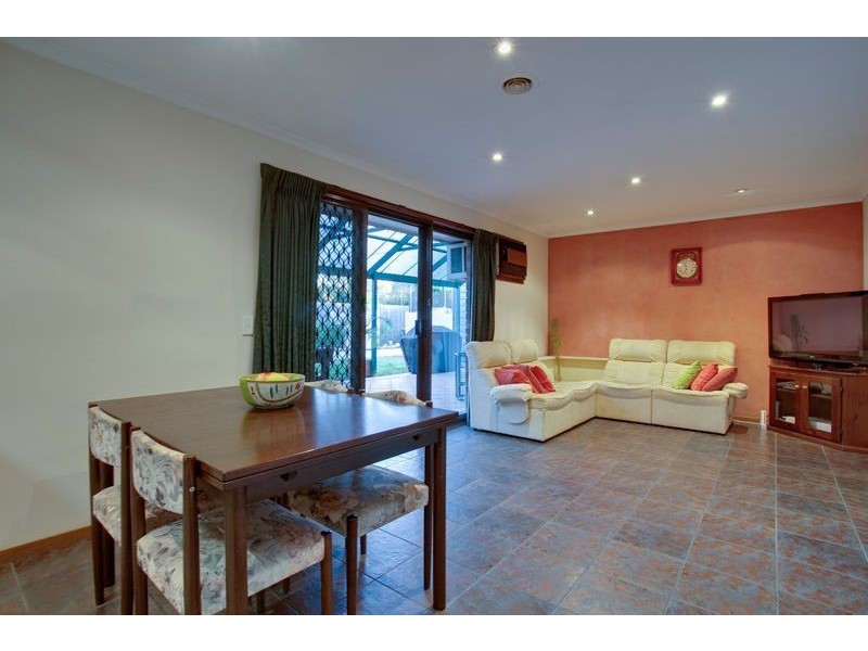 8 McGivern Court, Bayswater North VIC 3153