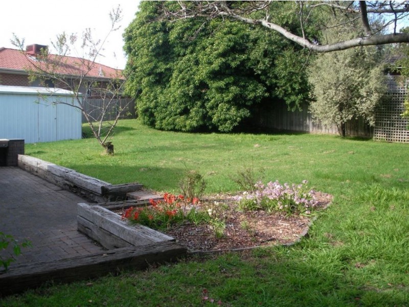 27 Duncan Avenue, Boronia VIC 3155