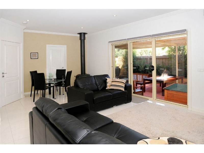 8/277-279 Colchester Road, Kilsyth South VIC 3137