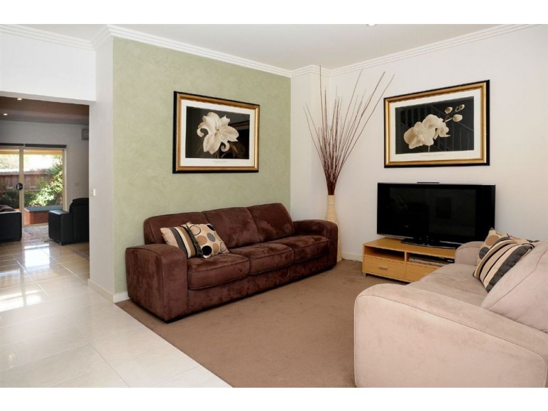 8/277-279 Colchester Road, Kilsyth South VIC 3137