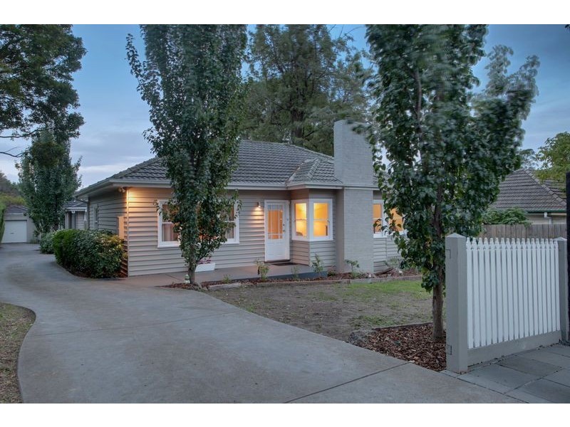 1/5 Farnham Road, Bayswater VIC 3153