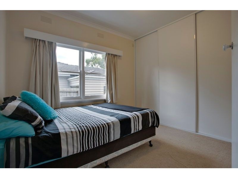 1/5 Farnham Road, Bayswater VIC 3153